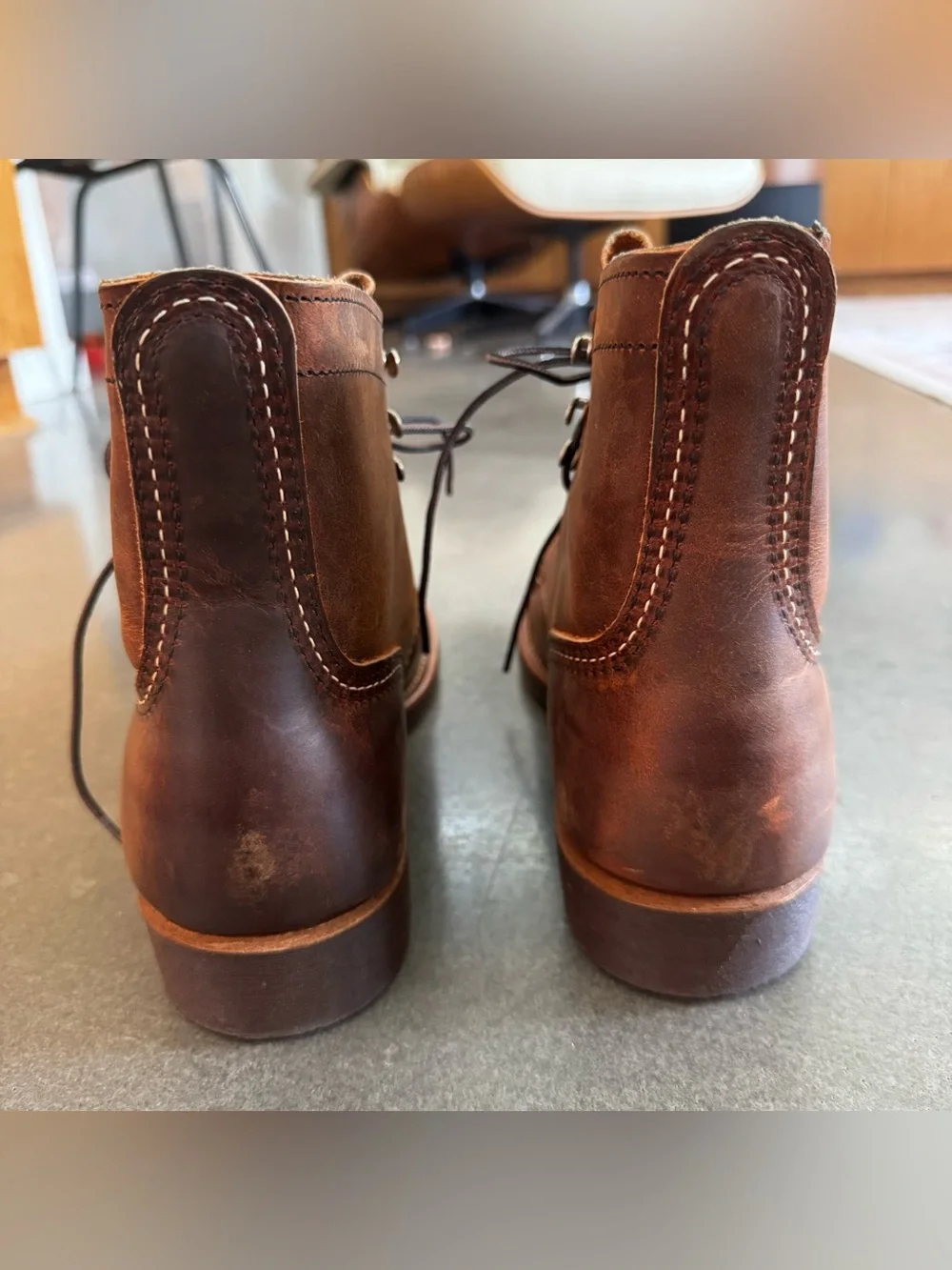 Men’s Red Wing Iron Ranger Brown Leather Boots. Like new condition. Size US 9